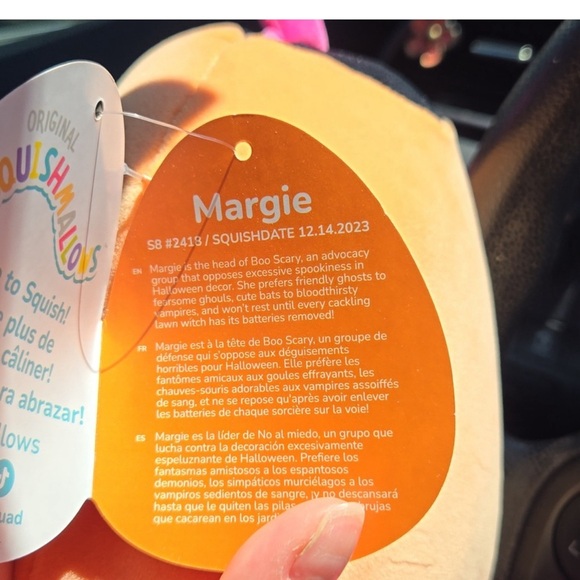 Margie the cute Pumkin Bat w/pink wings Squishmallow - Picture 9 of 9